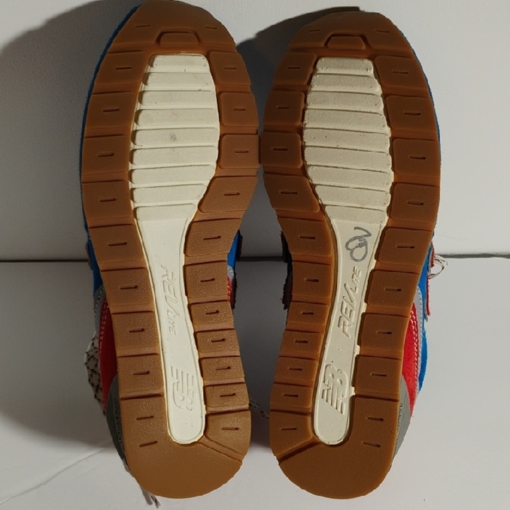 New Balance Women's Blue and Red Athletic Shoes - Picture 14 of 16